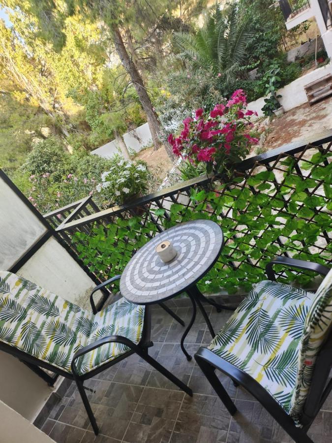 Small Luxury Apartment Anavyssos Esterno foto