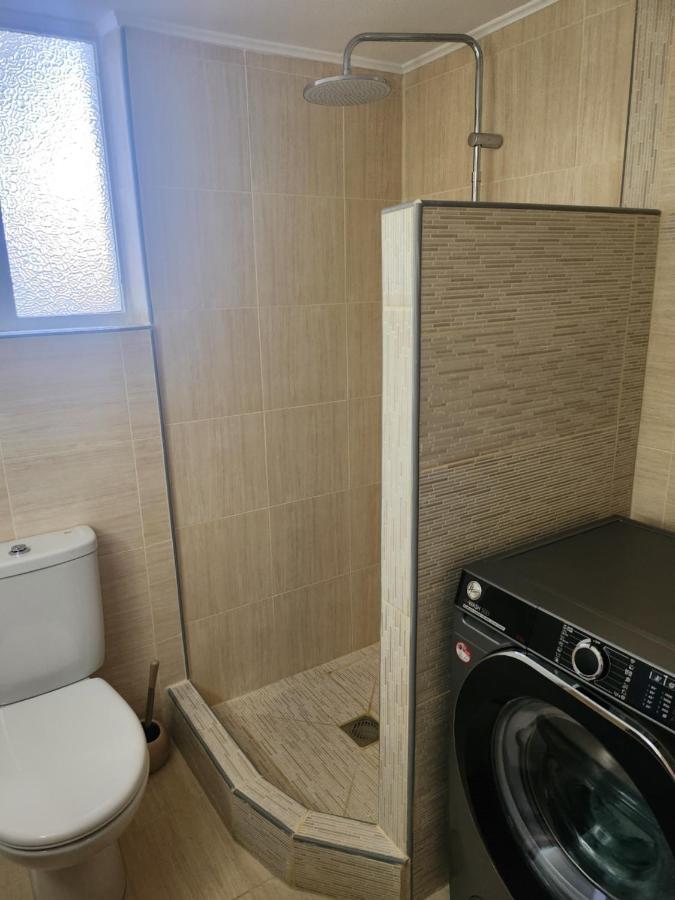 Small Luxury Apartment Anavyssos Esterno foto