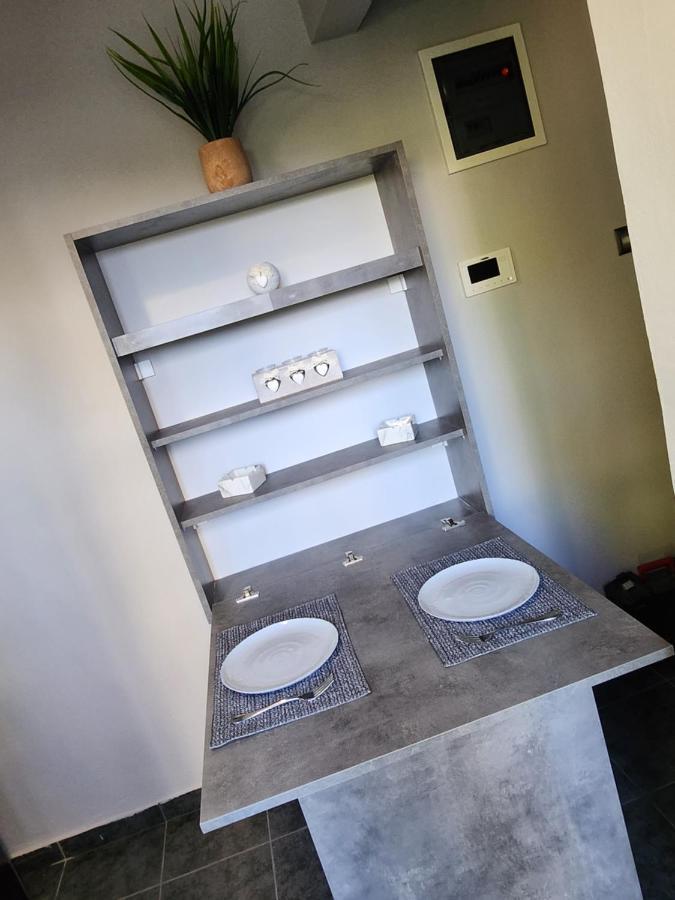 Small Luxury Apartment Anavyssos Esterno foto